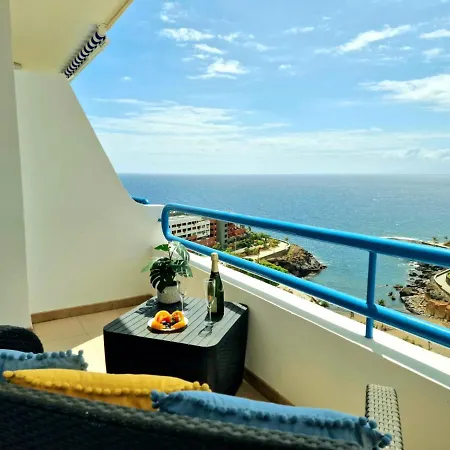 Holiday home Lovely Blue With Ocean View And Pool, Paraiso 918 Costa Adeje (Tenerife)